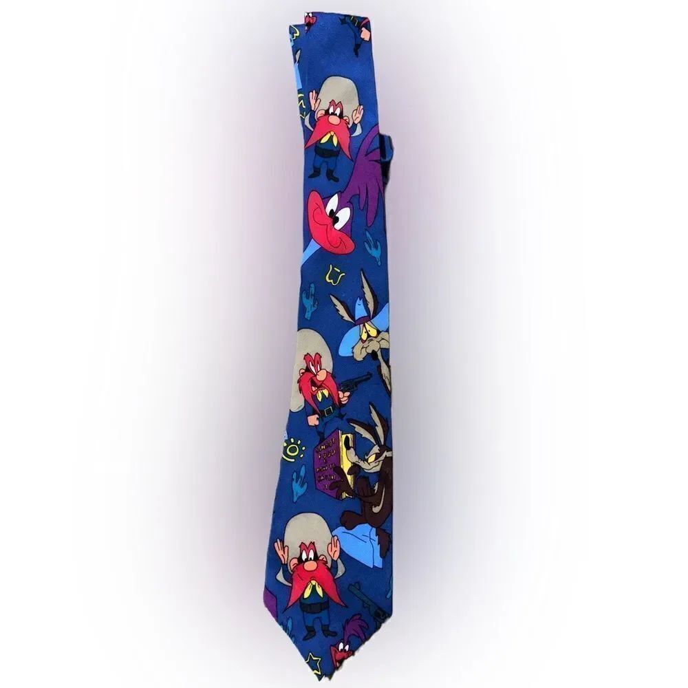 1992 Looney Tunes Road Runner and Wile E. Coyote Neck Tie